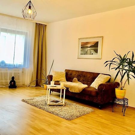 Schone, Gut Ausgestattete Wohnung Fur 1 Bis 4 Personen - Zentral Gelegen Bad Ems Exterior foto