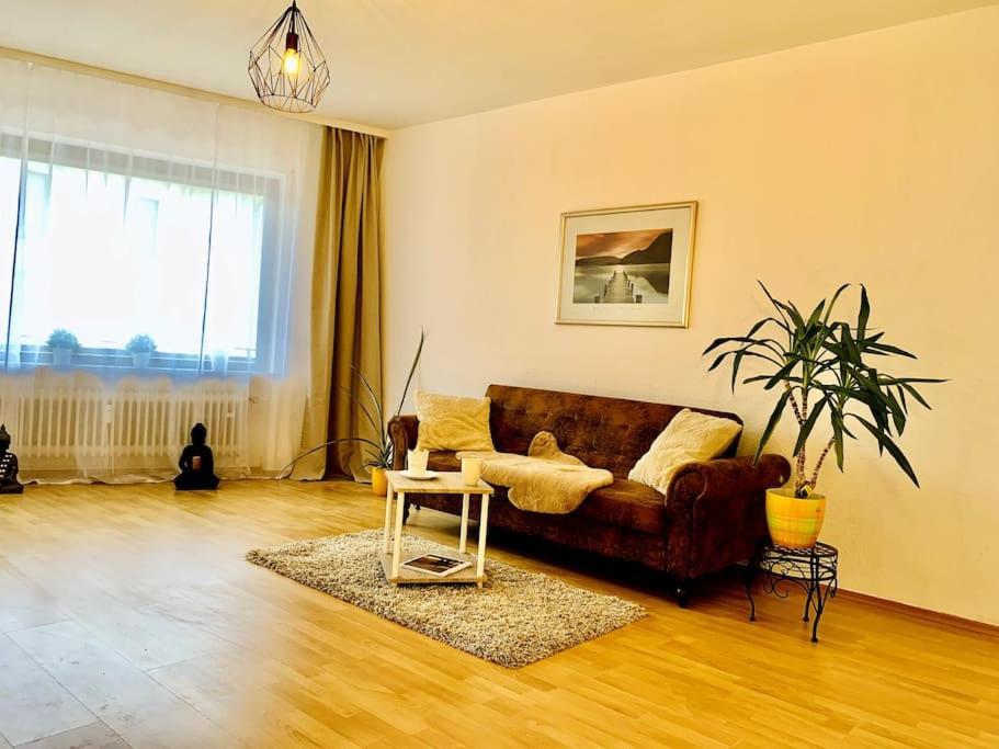 Schone, Gut Ausgestattete Wohnung Fur 1 Bis 4 Personen - Zentral Gelegen Bad Ems Exterior foto